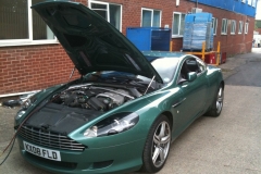 Aston-Martin-DB9-21